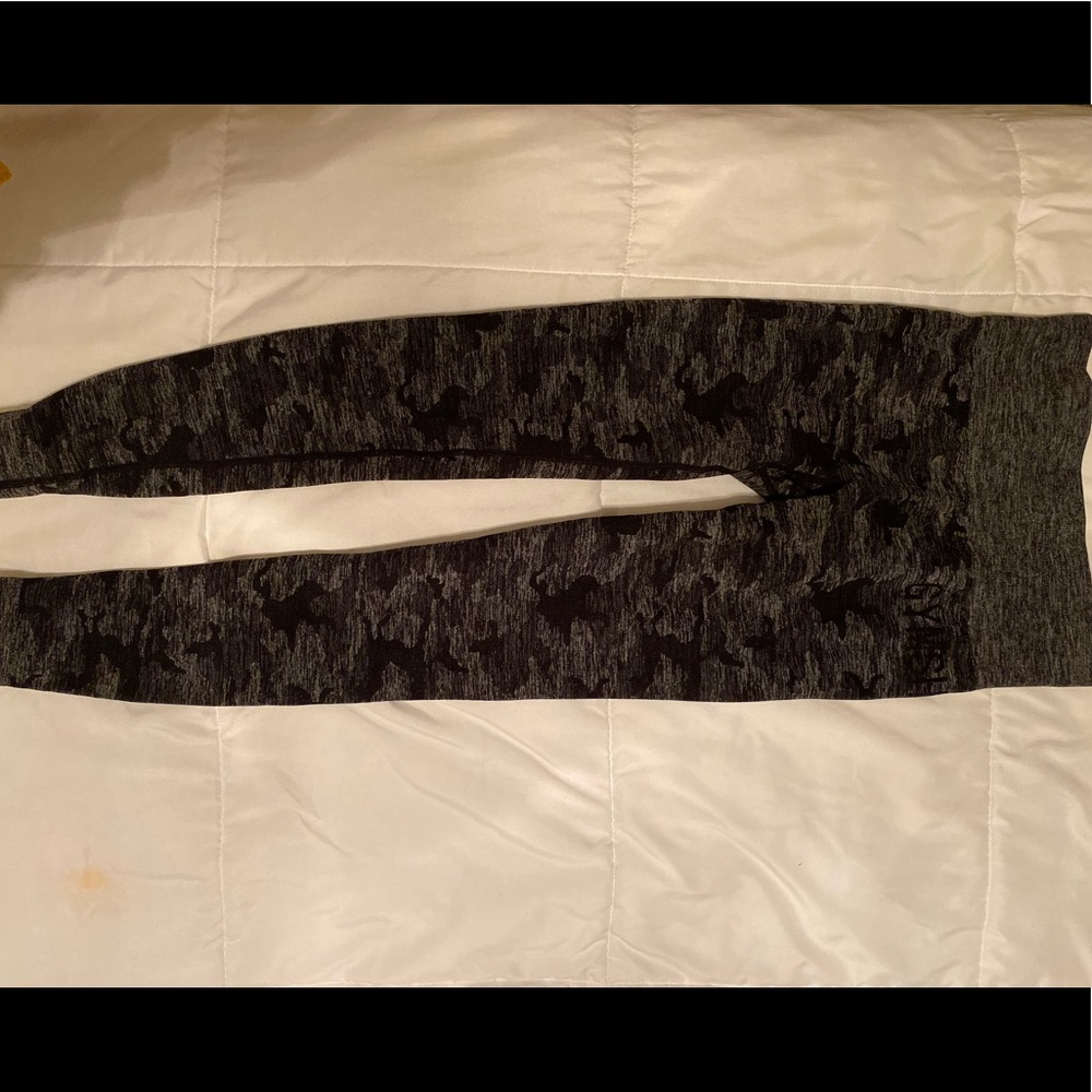 Gymshark Camo Seamless